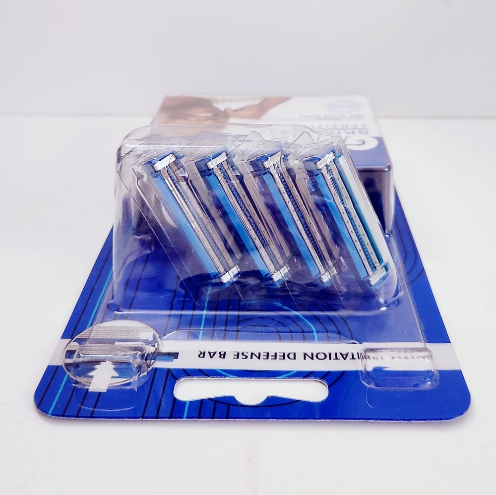 ⭐4/$15 Gillette Skinguard Sensitive 2-Blade Disposable Razor, 4 CT - Picture 4 of 11